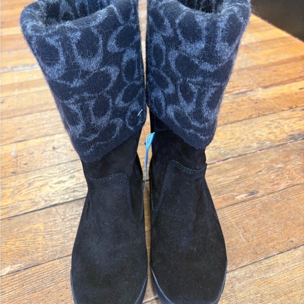 Stylish Black Coach suede boots